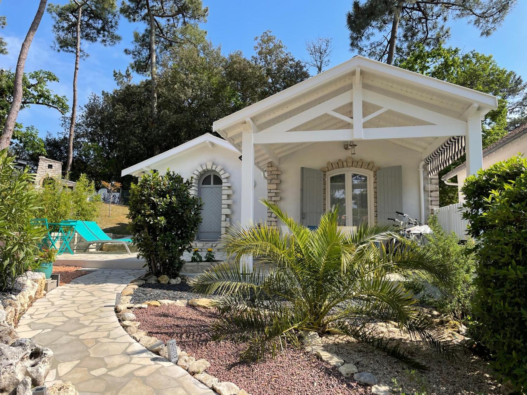 Adorable Petite Maison A 400M De La Mer Villa Saint-Georges-de-Didonne Exterior photo